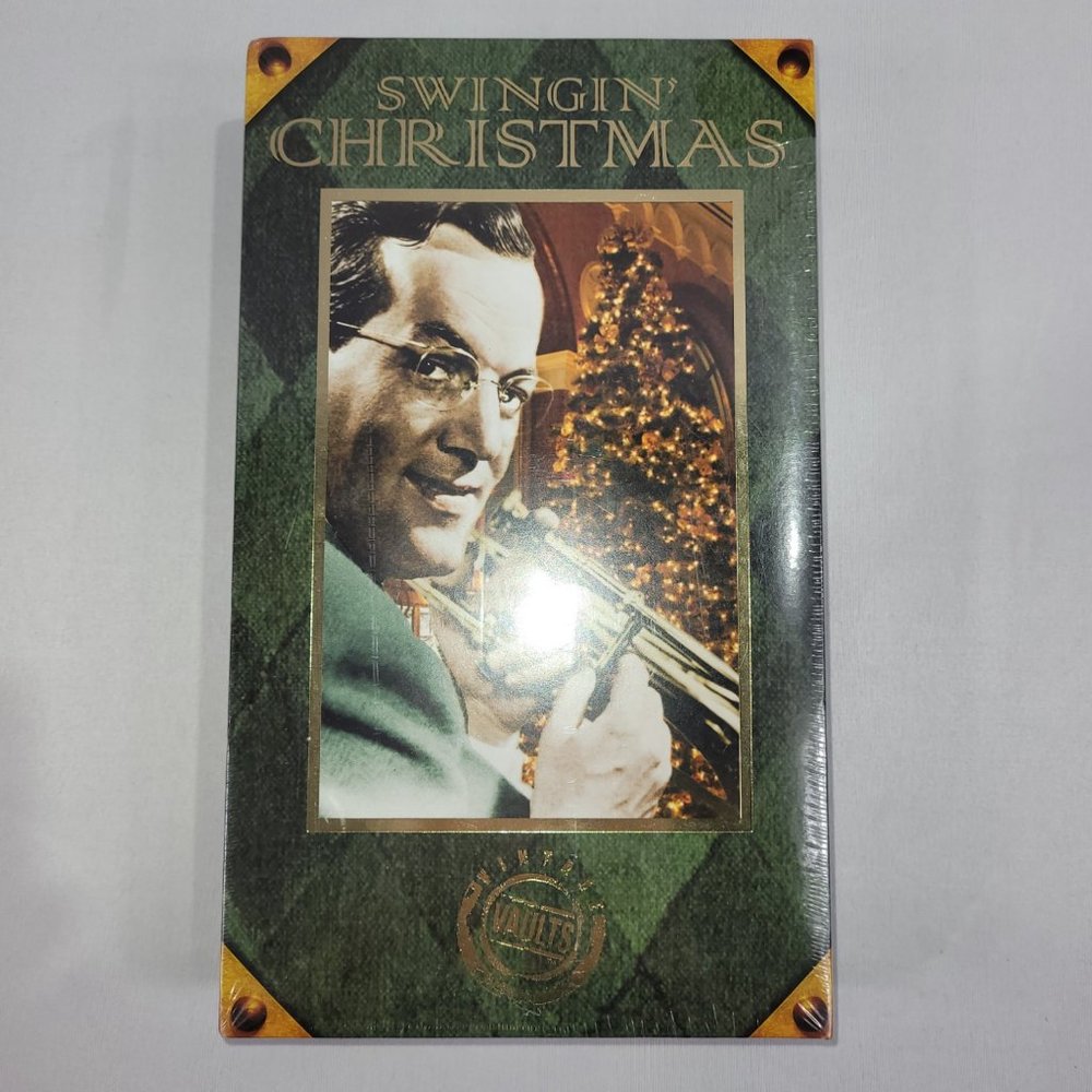 Swingin Christmas 4 CD Box Set Holidays Music Carols Swing Big Band Era
